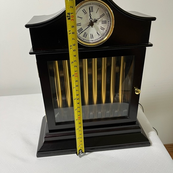 Mr. Christmas Grand Chime Clock Gold Label Collection. Vintage. 30 songs. Box - Picture 8 of 14